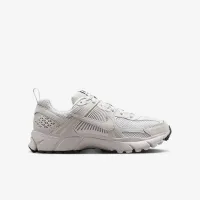 Nike Vomero 5 Big дитячі Кросівки with Reflective Accents колір білий