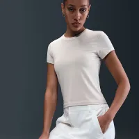 Nike Sportswear Chill Knit женская футболка цвет серый