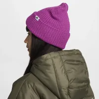 Nike Peak Waffle Knit Beanie колір фіолетовий
