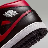 Nike Air Jordan 1 Mid чоловічі Кросівки колір чорний