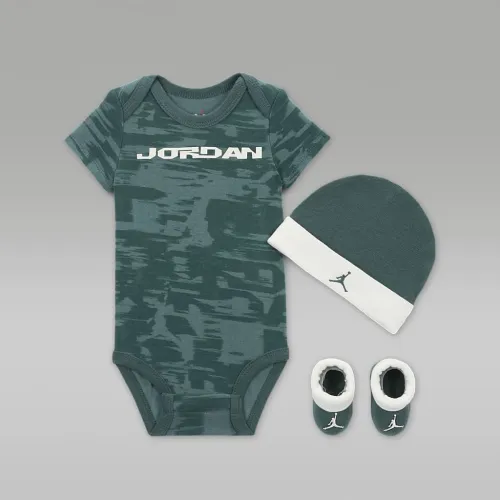 Nike Jordan MVP Baby (0-9M) 3-Piece Boxed набор цвет зеленый