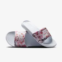 Nike Victori One жіноча Slides колір білий