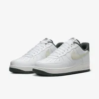 Nike Air Force 1 '07 LV8 чоловічі Кросівки колір білий