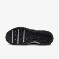 Nike MC Trainer 3 чоловічі для тренування Кросівки колір червоний