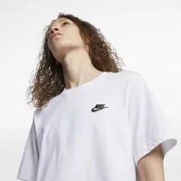 Футболка Nike Sportswear Club AR4997-101 - Біла