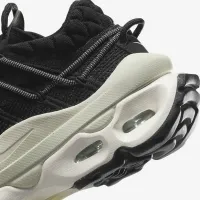 Nike Air Max Flyknit Venture жіноча Кросівки колір чорний