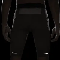 Nike Trail Lava Loops мужские Dri-FIT Running 1/2-Length Tights цвет зеленый