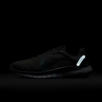 Nike Flex Experience Run 12 жіноча Road Running Кросівки колір сірий