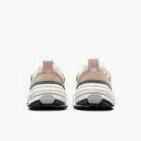 Nike V2K Run женская Кроссовки цвет коричневый