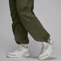 Nike Jordan Essentials чоловічі Woven Pants колір зелений