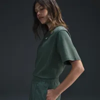 Nike Sportswear Essential женская футболка цвет зеленый