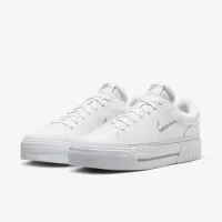 Nike Court Legacy Lift женская Кроссовки цвет белый