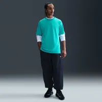 Nike Sportswear Premium Essentials чоловічі футболка колір зелений