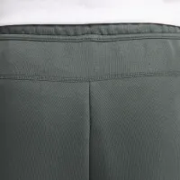 Nike Sportswear Tech Fleece мужские шорты цвет зеленый