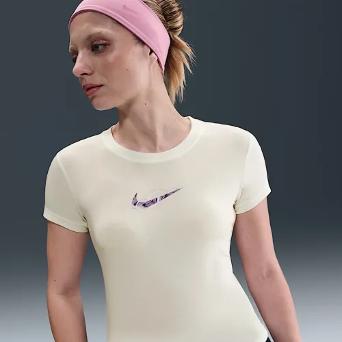 Nike Sportswear Chill Knit жіноча Slim Cropped футболка колір білий