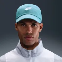 Nike Club Unstructuколір червоний Futura Wash Cap блакитний