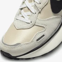 Nike Phoenix Waffle жіноча Кросівки колір білий