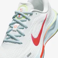 Nike Journey Run жіноча Road Running Кросівки колір білий