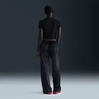 Nike Sportswear Chill Knit жіноча Slim Cropped футболка колір чорний