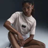 Nike Sportswear женская Crew-Neck футболка цвет коричневый