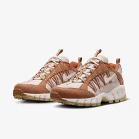 Nike x Future Movement Air Humara чоловічі Кросівки колір коричневий