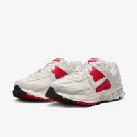 Nike Zoom Vomero 5 жіноча Кросівки колір білий