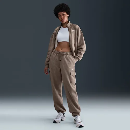 Nike Sportswear Club Fleece женская Mid-Rise оверсайз Cargo Sweatpants цвет коричневый