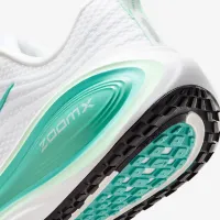 Nike Vomero Plus женская Road Running Кроссовки (Extra Wide) цвет белый