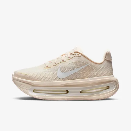 Nike Vomero Premium жіноча Road Running Кросівки колір білий