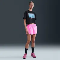 Nike Sportswear Club жіноча Cropped футболка колір чорний