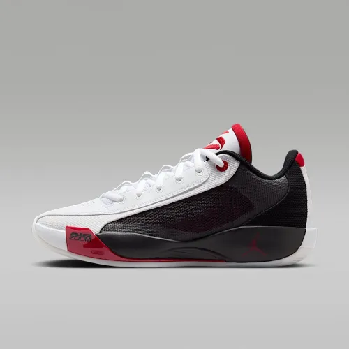 Nike Luka .77 