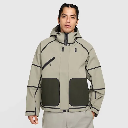 Nike Tech чоловічі Storm-FIT Hooded Rain Куртка колір зелений