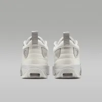 Nike Jordan Max Aura 6 женская Кроссовки цвет белый