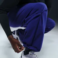 Nike Tech чоловічі Woven оверсайз Pants колір фіолетовий