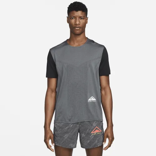 Nike Dri-FIT Rise 365 мужские Short-Sleeve Trail Running Top цвет черный