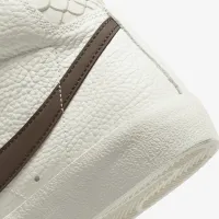 Nike Blazer Mid '77 жіноча Кросівки колір білий