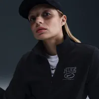 Nike Sportswear Club Fleece жіноча Mock-Neck 1/2-Zip Graphic Top колір чорний