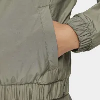 Nike Sportswear Windrunner Big детские (Girls') Loose Куртка цвет зеленый