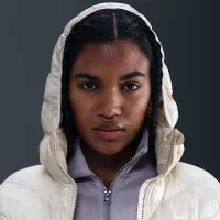 Nike Sportswear Windpuffer женская Therma-FIT Hooded Puffer цвет серый