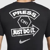 Nike чоловічі Fitness футболка колір чорний