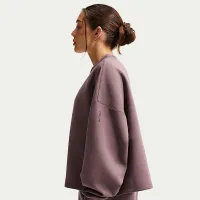 Nike 24.7 ImpossiblySoft женская Dri-FIT оверсайз Crew-Neck Top цвет фиолетовый