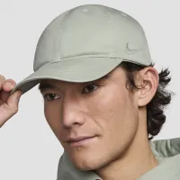 Nike Club Unstructuколір червоний Flat Bill Cap колір зелений
