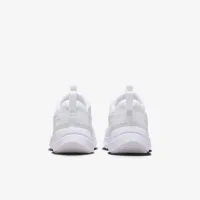 Nike Cosmic Runner Big детские Road Running Кроссовки цвет белый