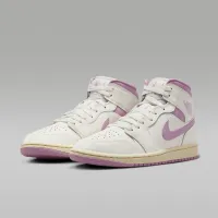 Nike Air Jordan 1 Mid женская Кроссовки цвет белый