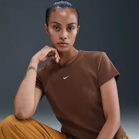 Nike Sportswear женская Tight Ribbed Short-Sleeve футболка цвет коричневый