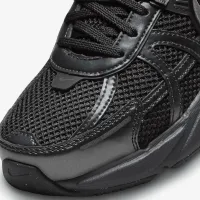 Nike V2K Run жіноча Кросівки колір чорний