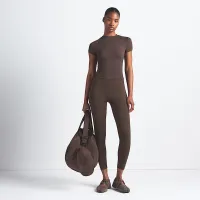 NikeSKIMS Airy женская Baby футболка цвет коричневый