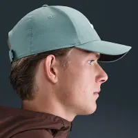 Nike Dri-FIT Club Structuколір червоний Swoosh Cap колір зелений