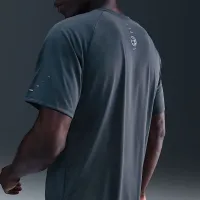Nike Stride мужские Dri-FIT ADV Short-Sleeve Running Top with Reflective Accents синий