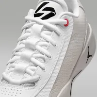 Nike Luka .77 баскетбольные Кроссовки цвет белый